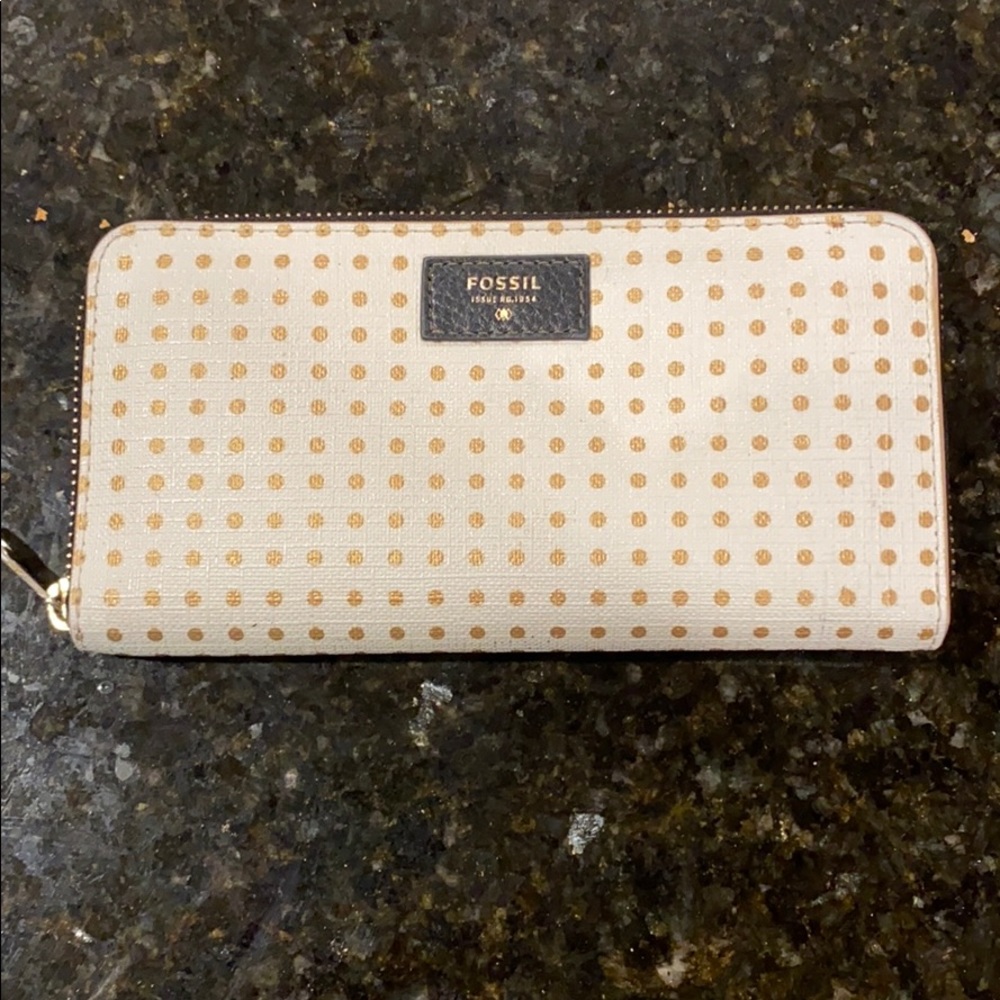 Fossil wallet